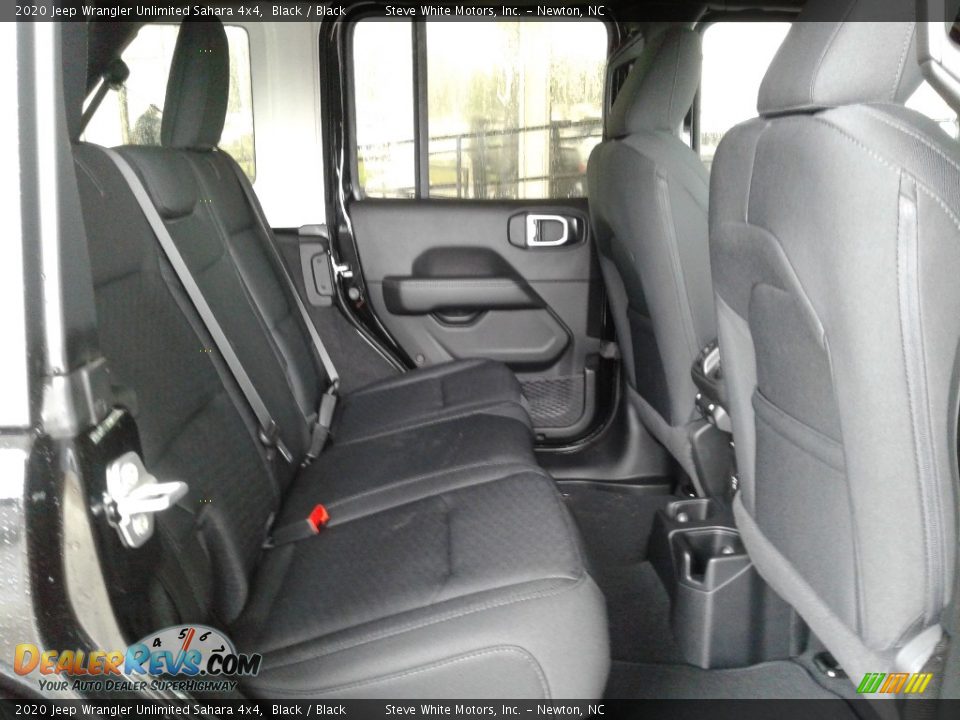 2020 Jeep Wrangler Unlimited Sahara 4x4 Black / Black Photo #14