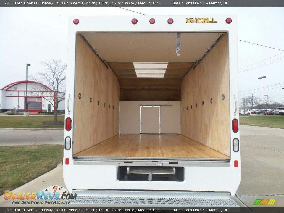 2021 Ford E Series Cutaway E350 Commercial Moving Truck Oxford White / Medium Flint Photo #10
