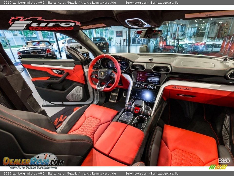 2019 Lamborghini Urus AWD Bianco Icarus Metallic / Arancio Leonis/Nero Ade Photo #17