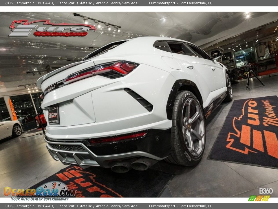2019 Lamborghini Urus AWD Bianco Icarus Metallic / Arancio Leonis/Nero Ade Photo #58