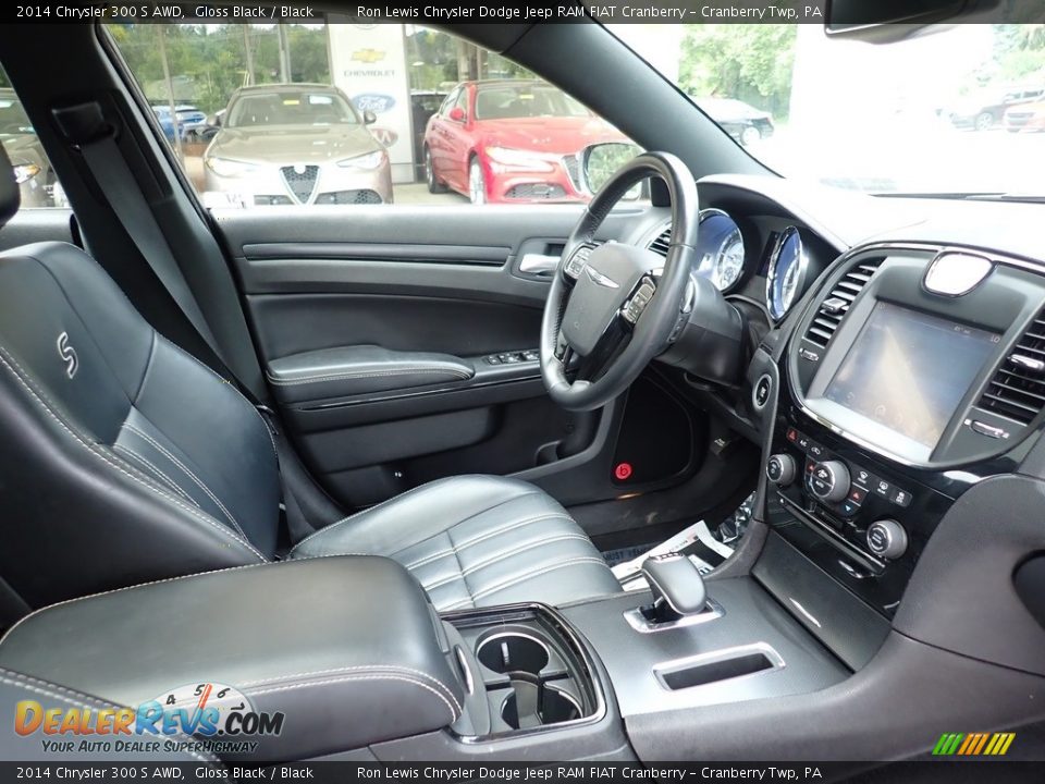 Dashboard of 2014 Chrysler 300 S AWD Photo #12