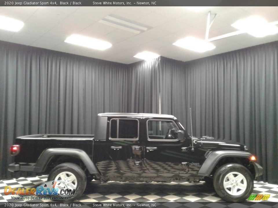 2020 Jeep Gladiator Sport 4x4 Black / Black Photo #4