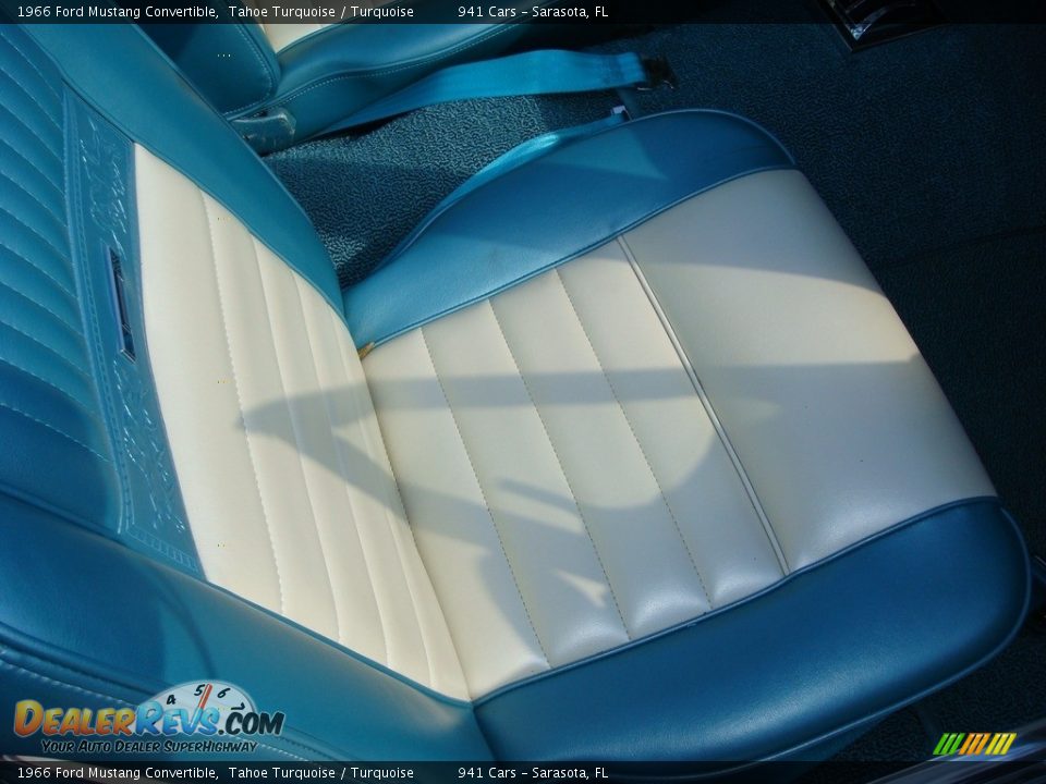 Front Seat of 1966 Ford Mustang Convertible Photo #19