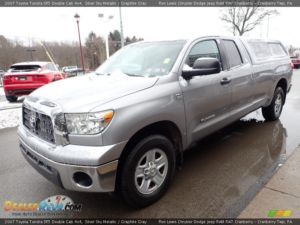 2007 Toyota Tundra SR5 Double Cab 4x4 Silver Sky Metallic / Graphite Gray Photo #5