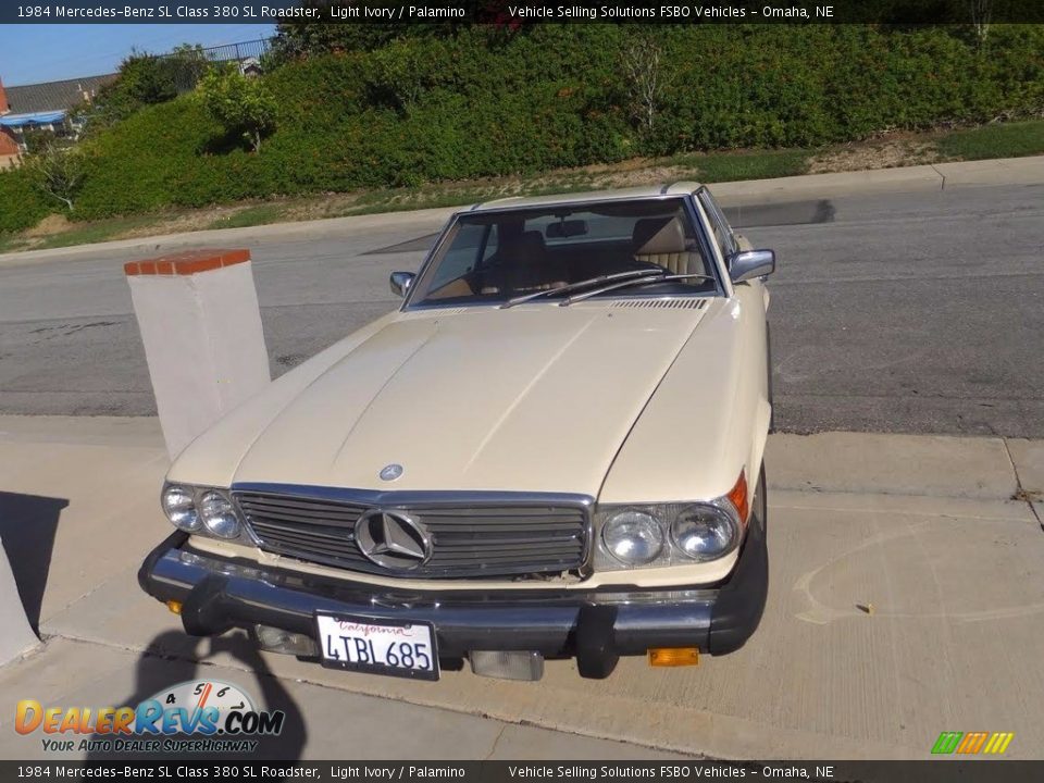 1984 Mercedes-Benz SL Class 380 SL Roadster Light Ivory / Palamino Photo #22