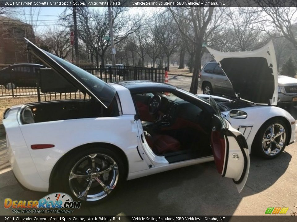 2011 Chevrolet Corvette Grand Sport Coupe Arctic White / Red Photo #12