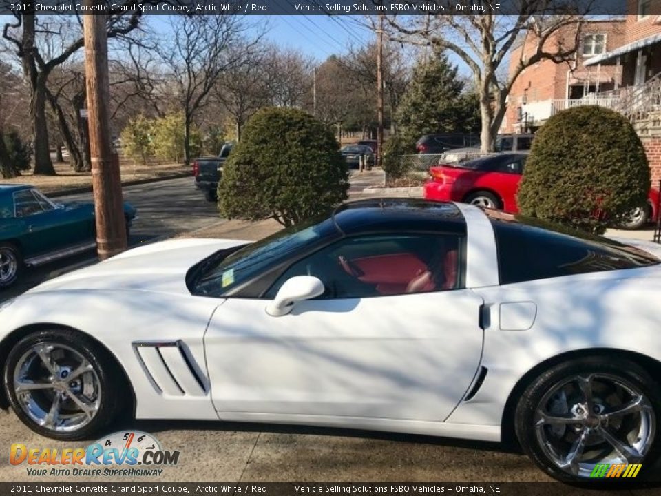 2011 Chevrolet Corvette Grand Sport Coupe Arctic White / Red Photo #20