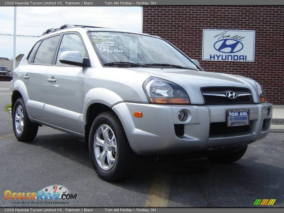2009 Hyundai Tucson Limited V6 Platinum / Black Photo #1