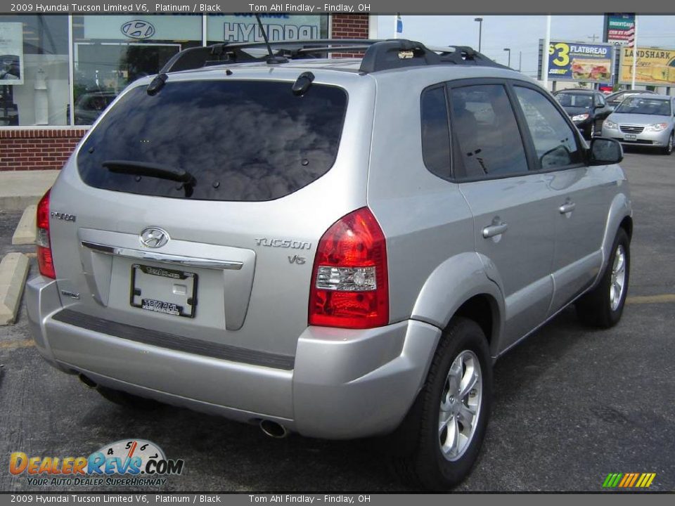 2009 Hyundai Tucson Limited V6 Platinum / Black Photo #7