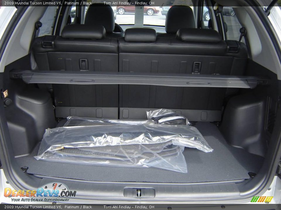 2009 Hyundai Tucson Limited V6 Platinum / Black Photo #9