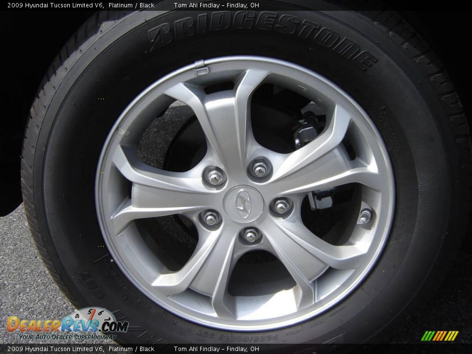 2009 Hyundai Tucson Limited V6 Platinum / Black Photo #11