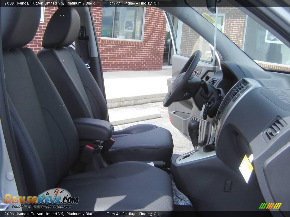 2009 Hyundai Tucson Limited V6 Platinum / Black Photo #13