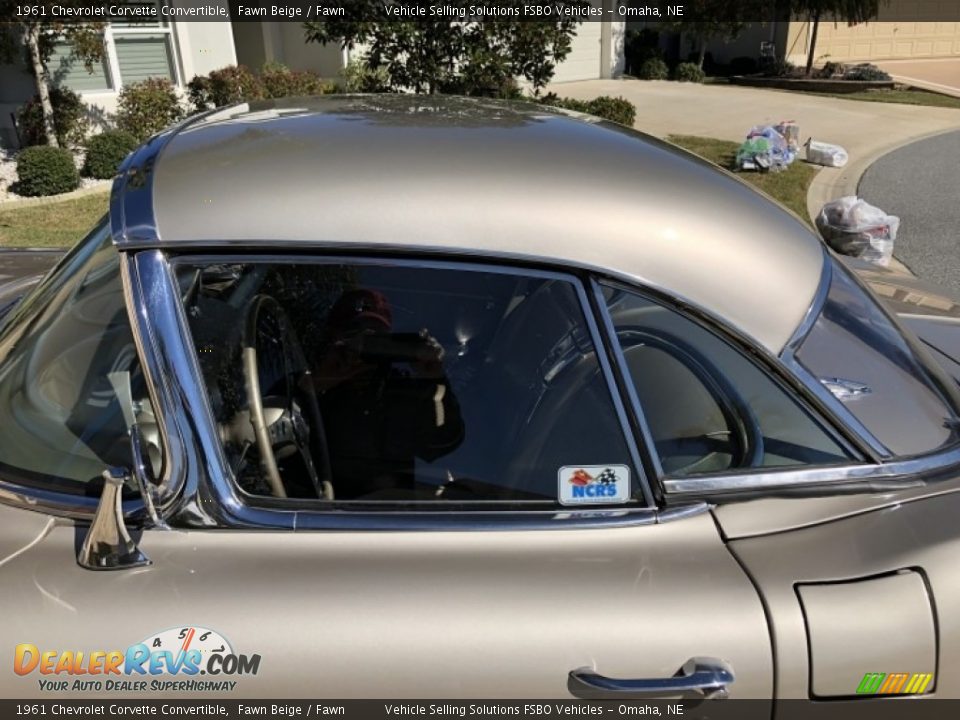 1961 Chevrolet Corvette Convertible Fawn Beige / Fawn Photo #17