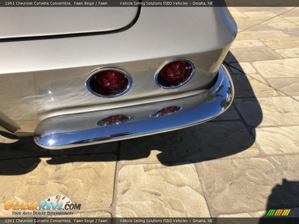 1961 Chevrolet Corvette Convertible Fawn Beige / Fawn Photo #18