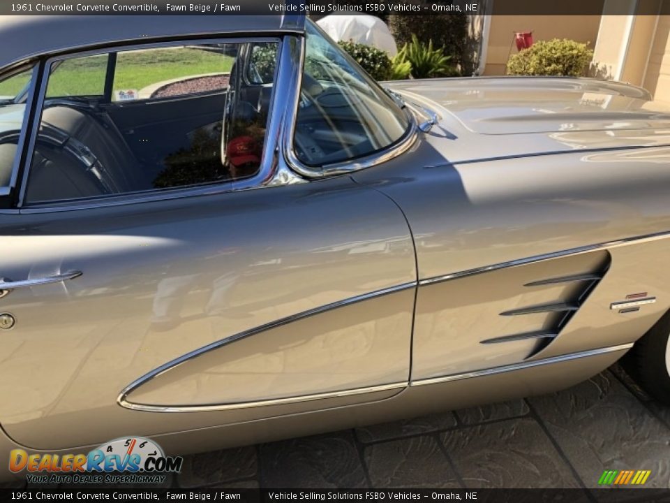 1961 Chevrolet Corvette Convertible Fawn Beige / Fawn Photo #30