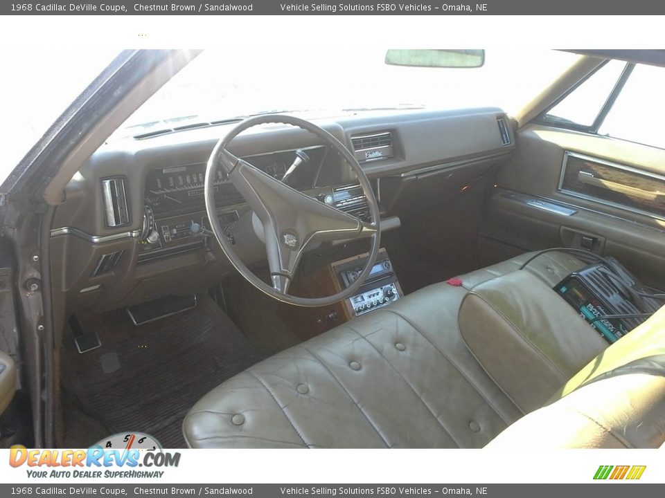 Front Seat of 1968 Cadillac DeVille Coupe Photo #7