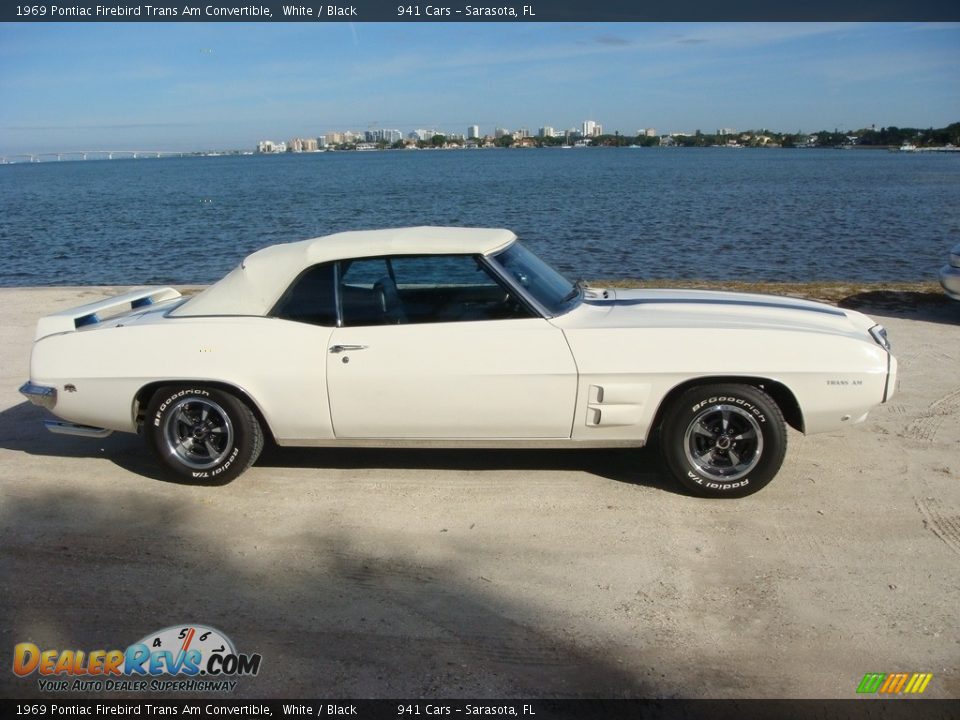 White 1969 Pontiac Firebird Trans Am Convertible Photo #32