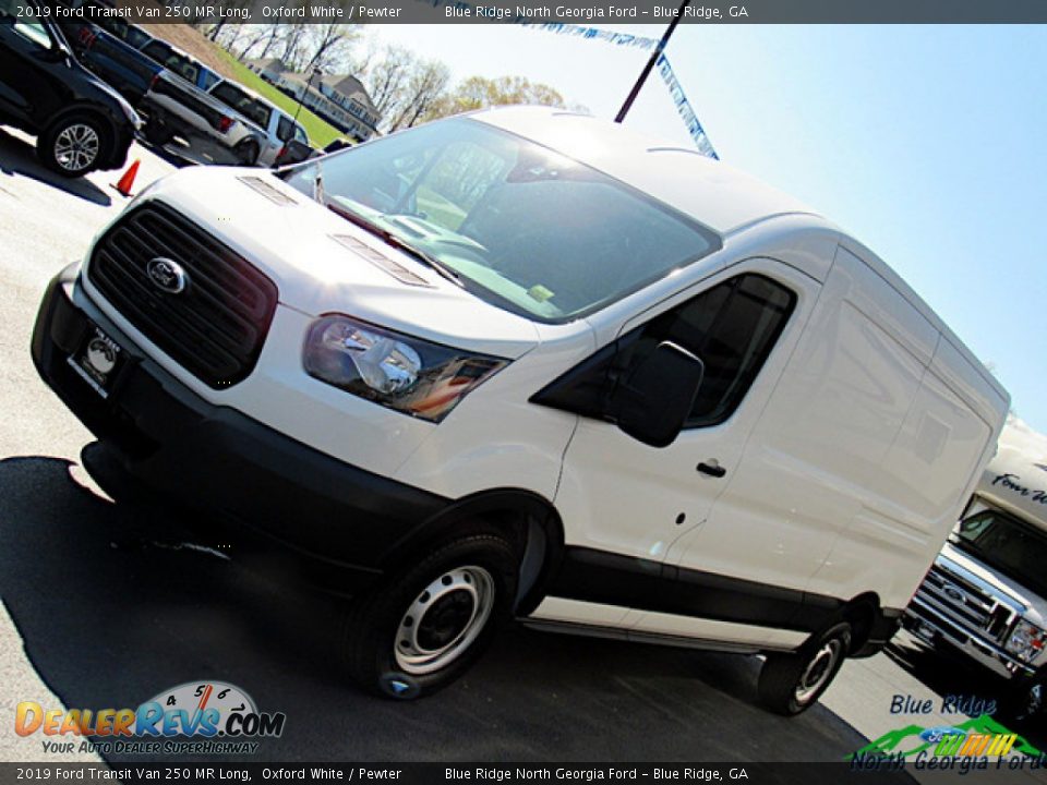 2019 Ford Transit Van 250 MR Long Oxford White / Pewter Photo #31