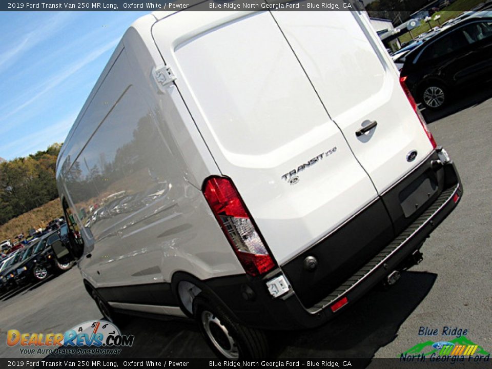 2019 Ford Transit Van 250 MR Long Oxford White / Pewter Photo #34