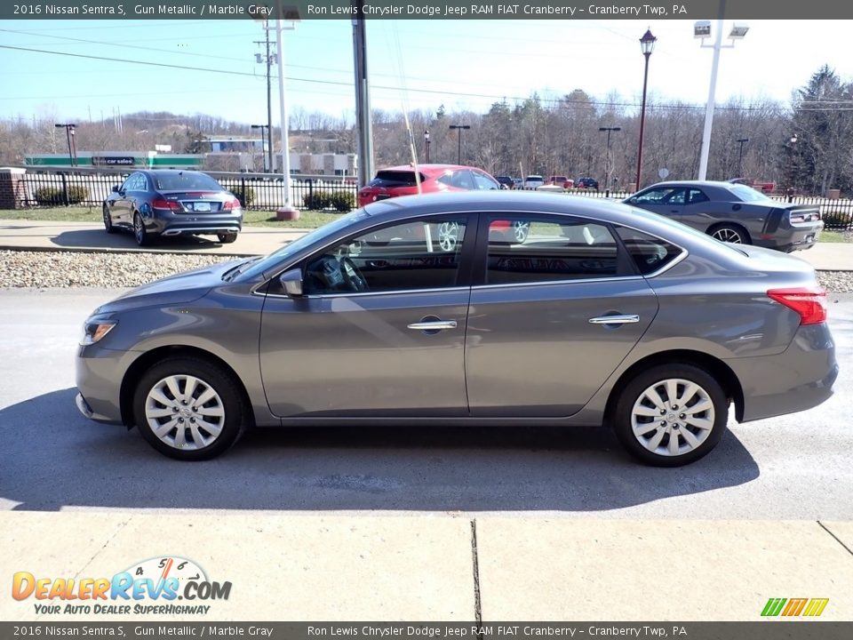 2016 Nissan Sentra S Gun Metallic / Marble Gray Photo #6