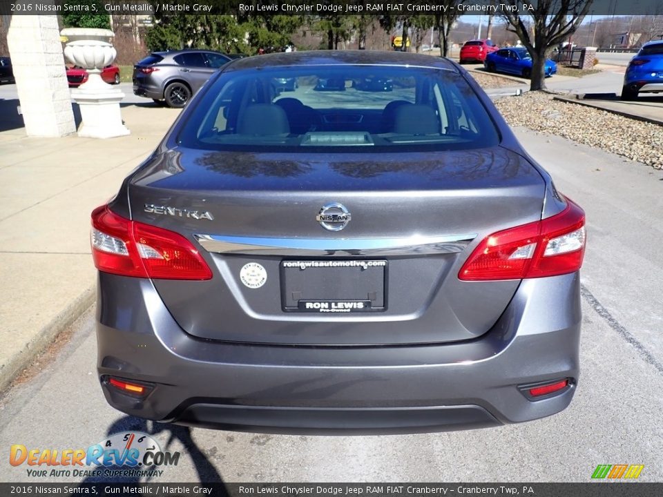 2016 Nissan Sentra S Gun Metallic / Marble Gray Photo #8