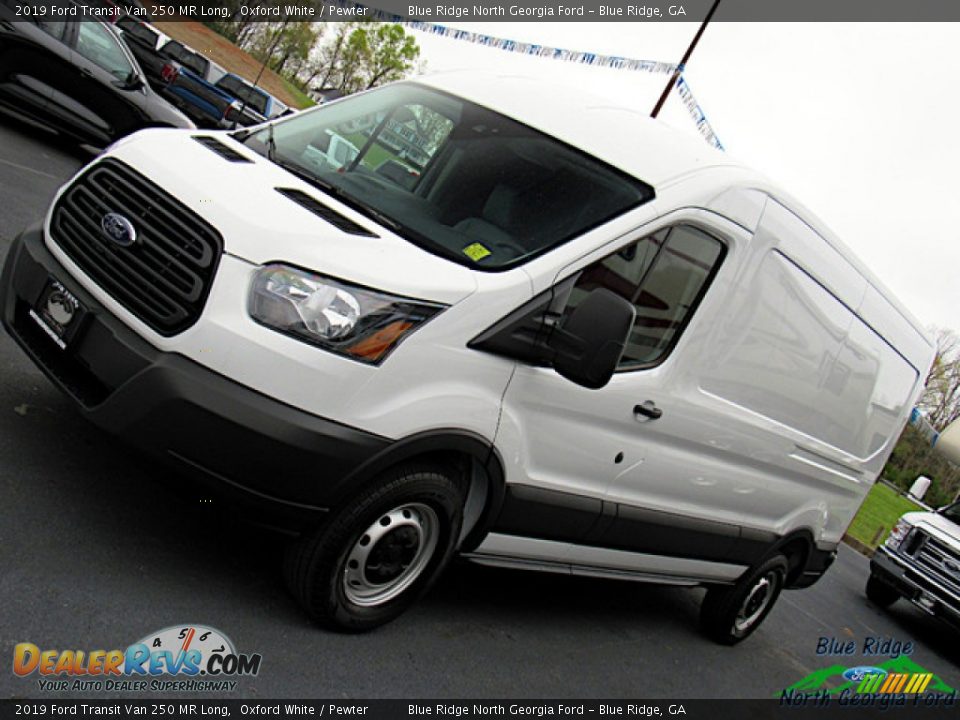 2019 Ford Transit Van 250 MR Long Oxford White / Pewter Photo #29