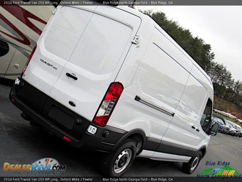 2019 Ford Transit Van 250 MR Long Oxford White / Pewter Photo #31
