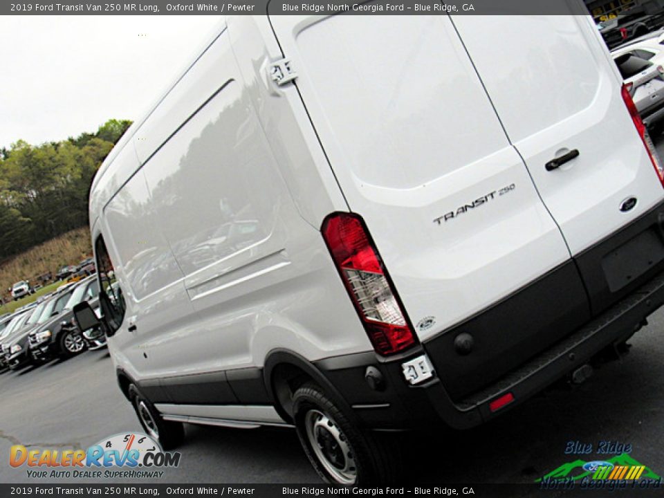 2019 Ford Transit Van 250 MR Long Oxford White / Pewter Photo #32