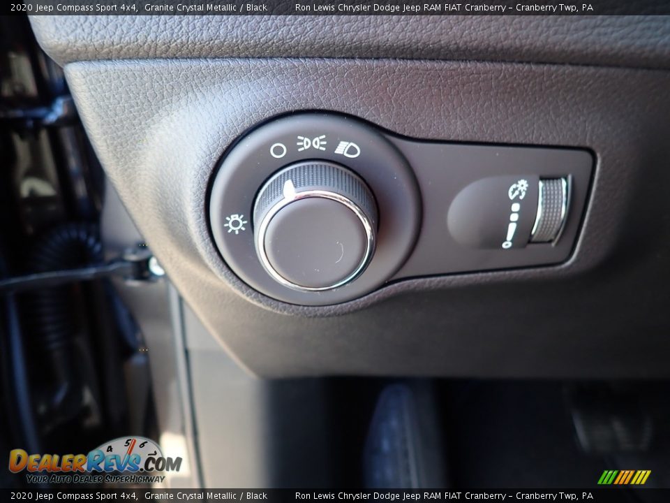 2020 Jeep Compass Sport 4x4 Granite Crystal Metallic / Black Photo #15