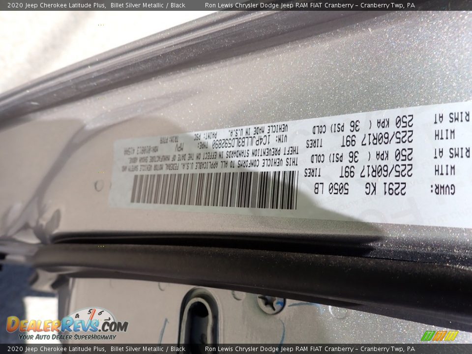 2020 Jeep Cherokee Latitude Plus Billet Silver Metallic / Black Photo #15