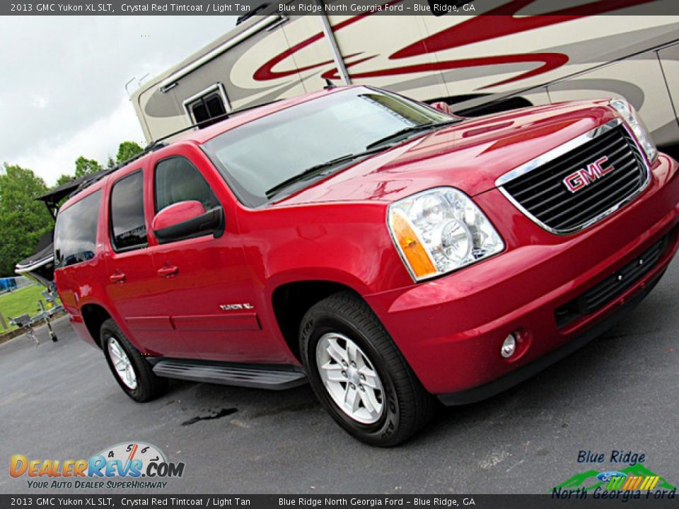 2013 GMC Yukon XL SLT Crystal Red Tintcoat / Light Tan Photo #31