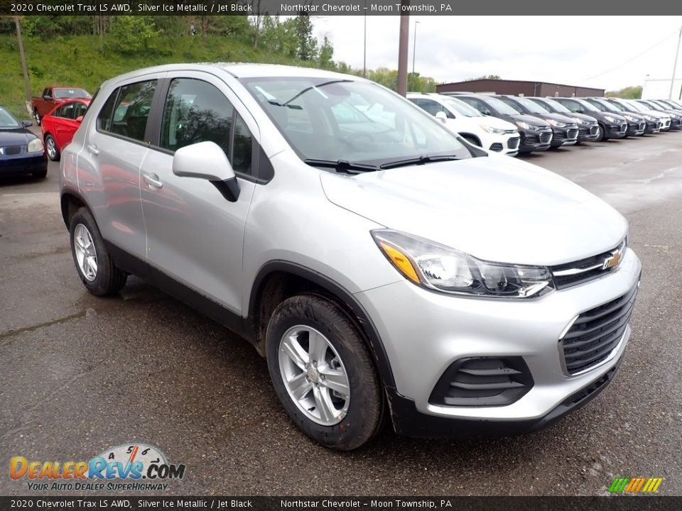 2020 Chevrolet Trax LS AWD Silver Ice Metallic / Jet Black Photo #8