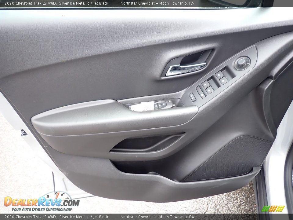 2020 Chevrolet Trax LS AWD Silver Ice Metallic / Jet Black Photo #15