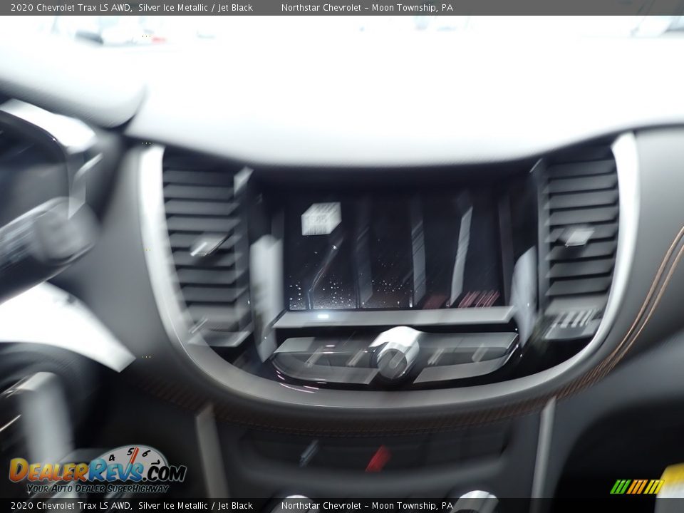 2020 Chevrolet Trax LS AWD Silver Ice Metallic / Jet Black Photo #17