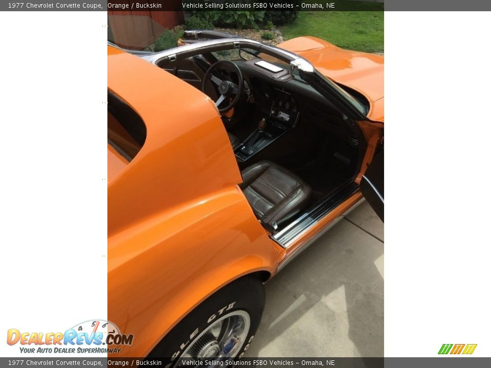 1977 Chevrolet Corvette Coupe Orange / Buckskin Photo #8
