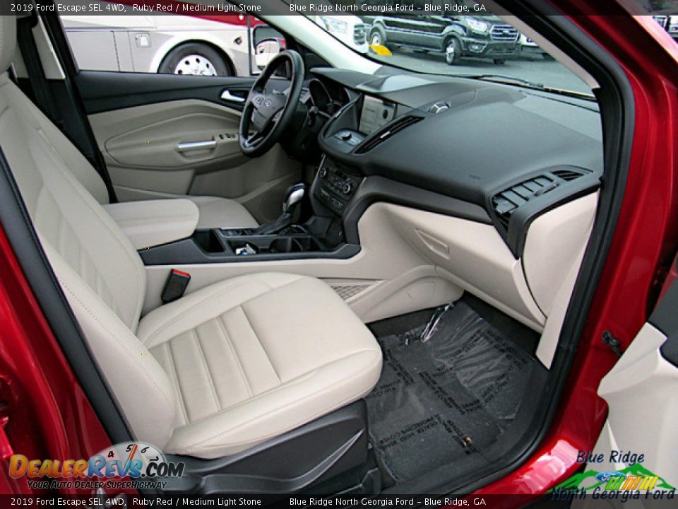 2019 Ford Escape SEL 4WD Ruby Red / Medium Light Stone Photo #28