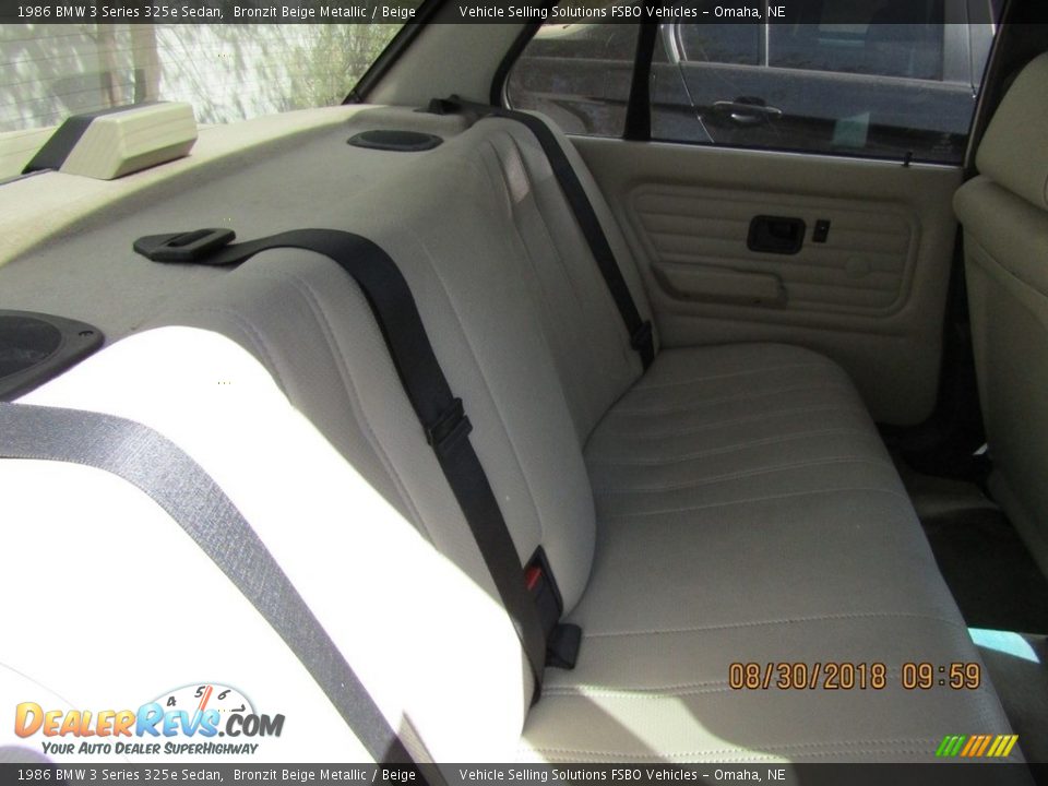 Rear Seat of 1986 BMW 3 Series 325e Sedan Photo #8