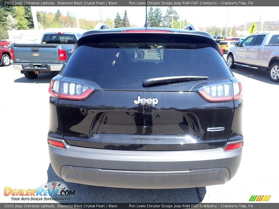 2020 Jeep Cherokee Latitude Diamond Black Crystal Pearl / Black Photo #4