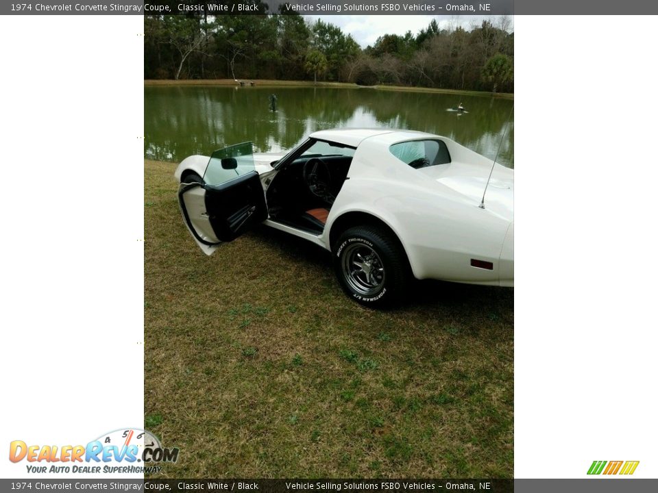 1974 Chevrolet Corvette Stingray Coupe Classic White / Black Photo #5