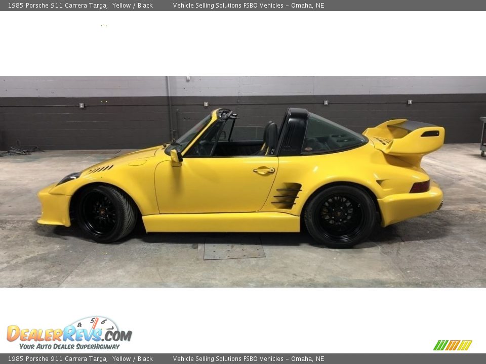 1985 Porsche 911 Carrera Targa Yellow / Black Photo #9