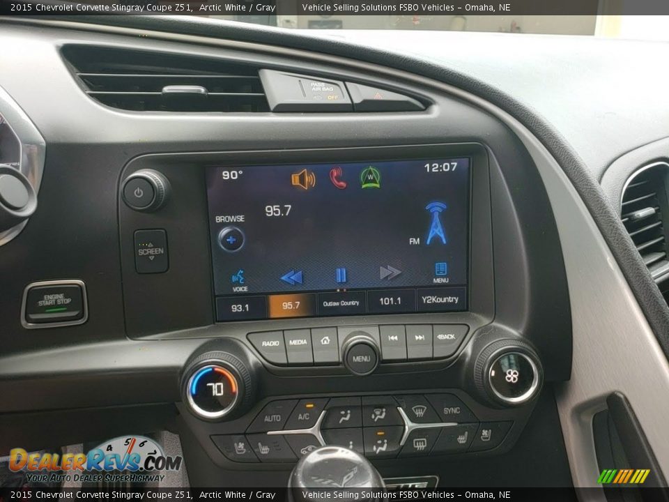 Controls of 2015 Chevrolet Corvette Stingray Coupe Z51 Photo #11