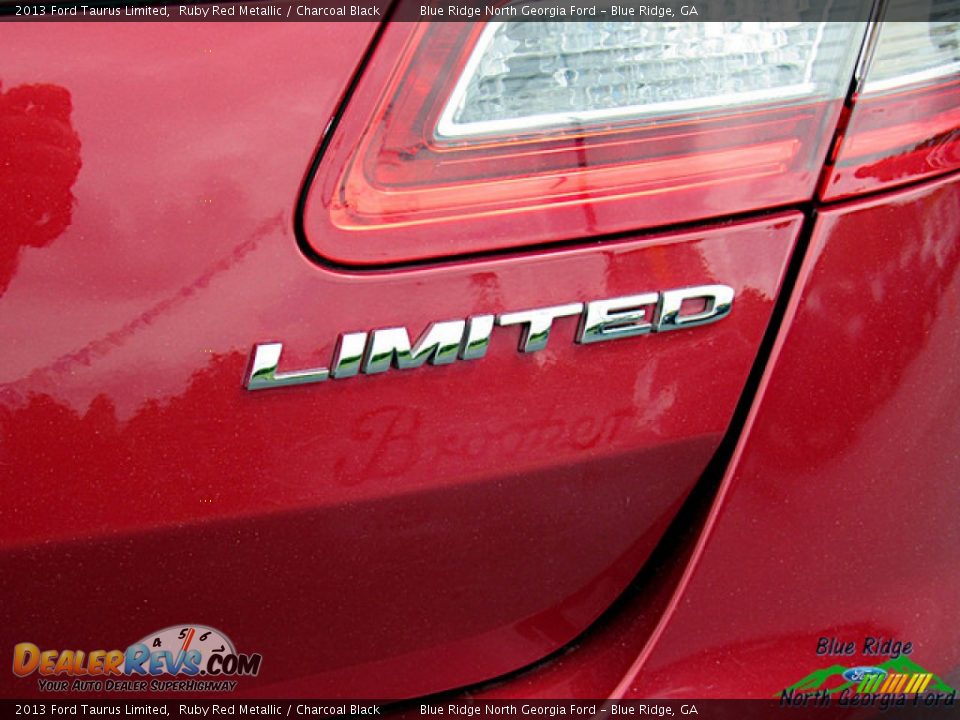 2013 Ford Taurus Limited Ruby Red Metallic / Charcoal Black Photo #32