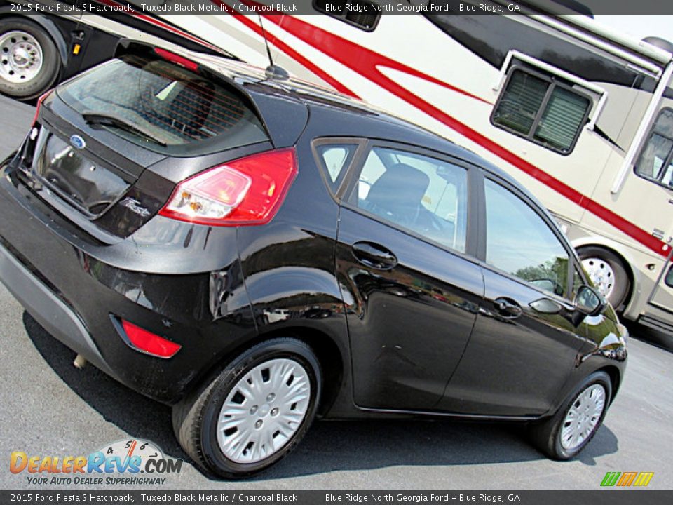 2015 Ford Fiesta S Hatchback Tuxedo Black Metallic / Charcoal Black Photo #30