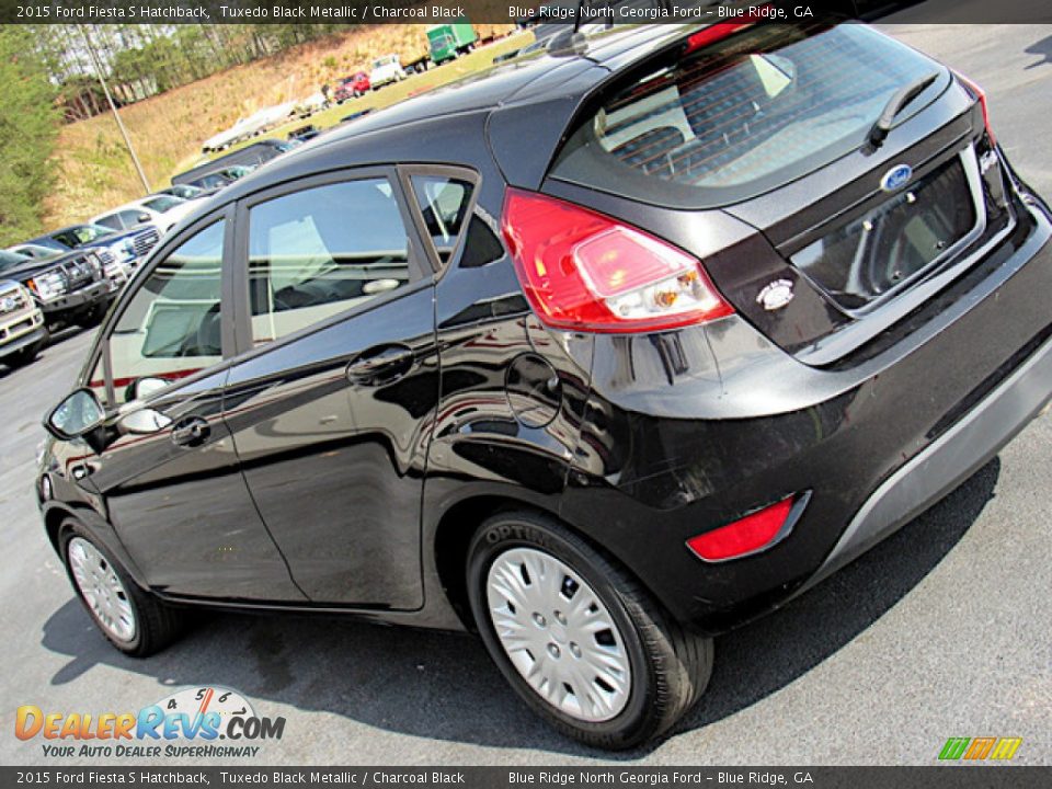 2015 Ford Fiesta S Hatchback Tuxedo Black Metallic / Charcoal Black Photo #31