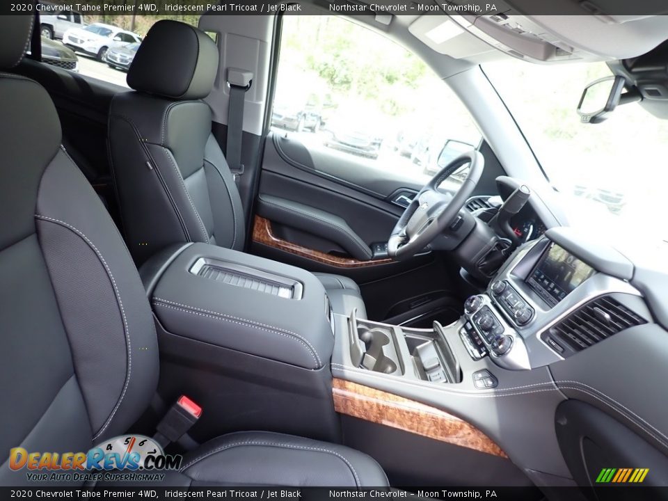Front Seat of 2020 Chevrolet Tahoe Premier 4WD Photo #9