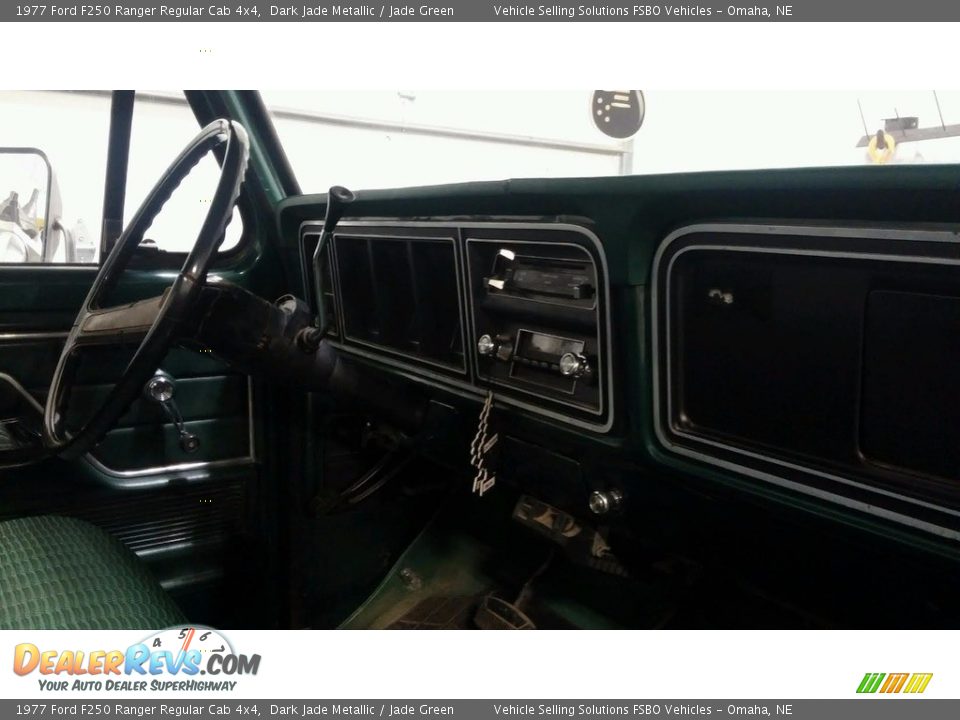 Dashboard of 1977 Ford F250 Ranger Regular Cab 4x4 Photo #4