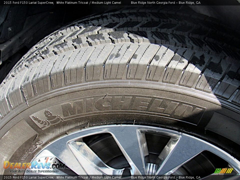 2015 Ford F150 Lariat SuperCrew White Platinum Tricoat / Medium Light Camel Photo #10