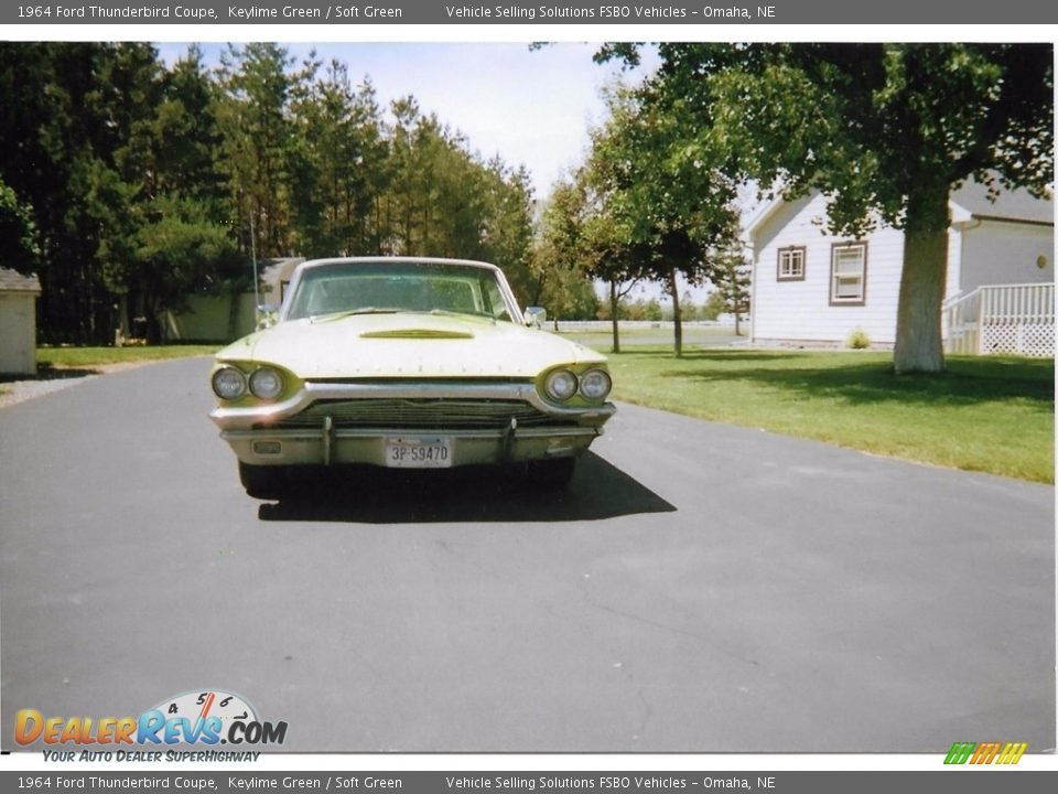 1964 Ford Thunderbird Coupe Keylime Green / Soft Green Photo #3