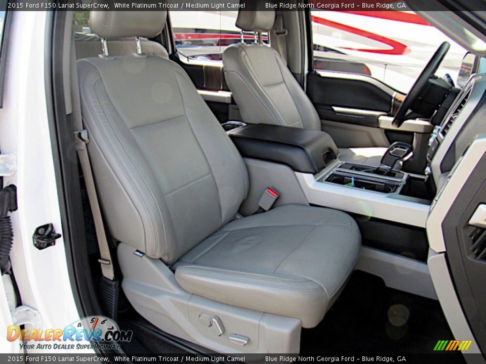 2015 Ford F150 Lariat SuperCrew White Platinum Tricoat / Medium Light Camel Photo #12