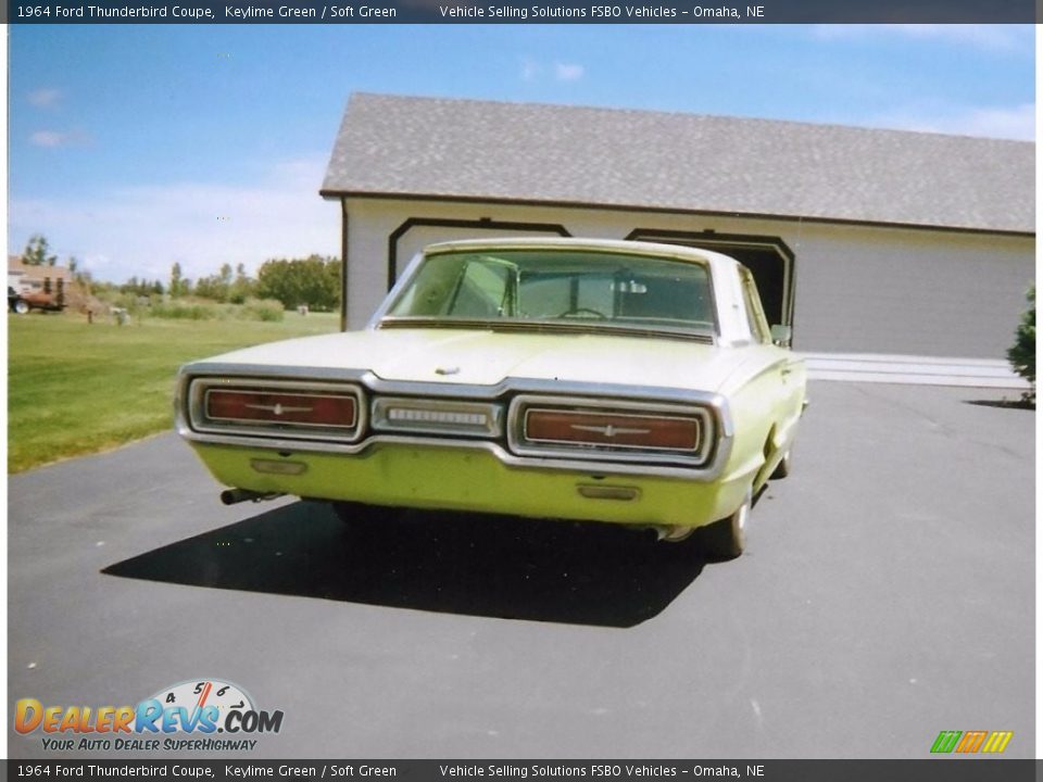 1964 Ford Thunderbird Coupe Keylime Green / Soft Green Photo #4